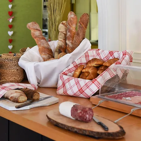 ホテル Seehof-arosa 3*